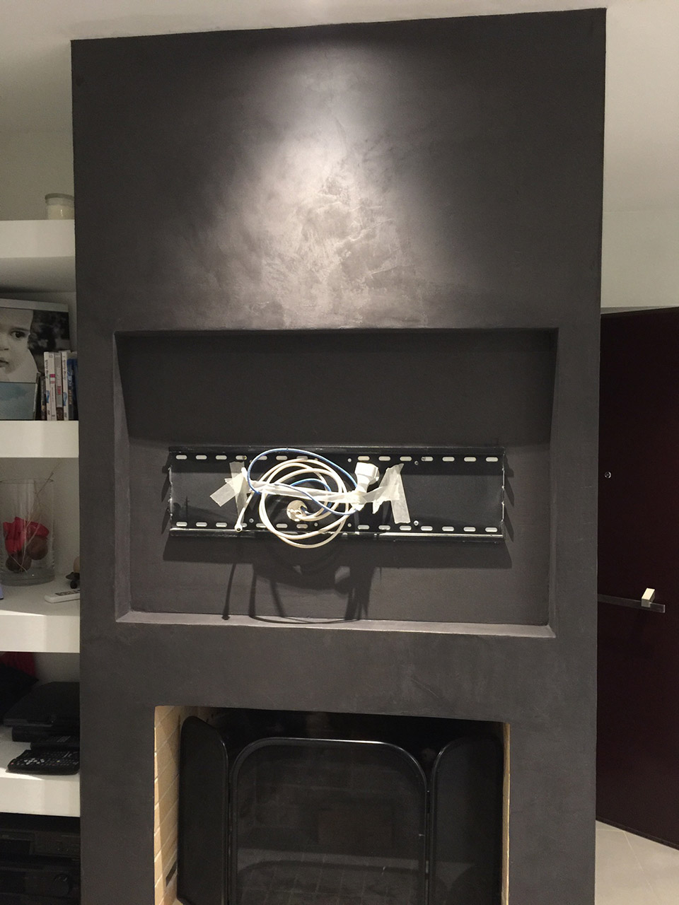 Πατητή τσιμεντοκονία σε τζάκι