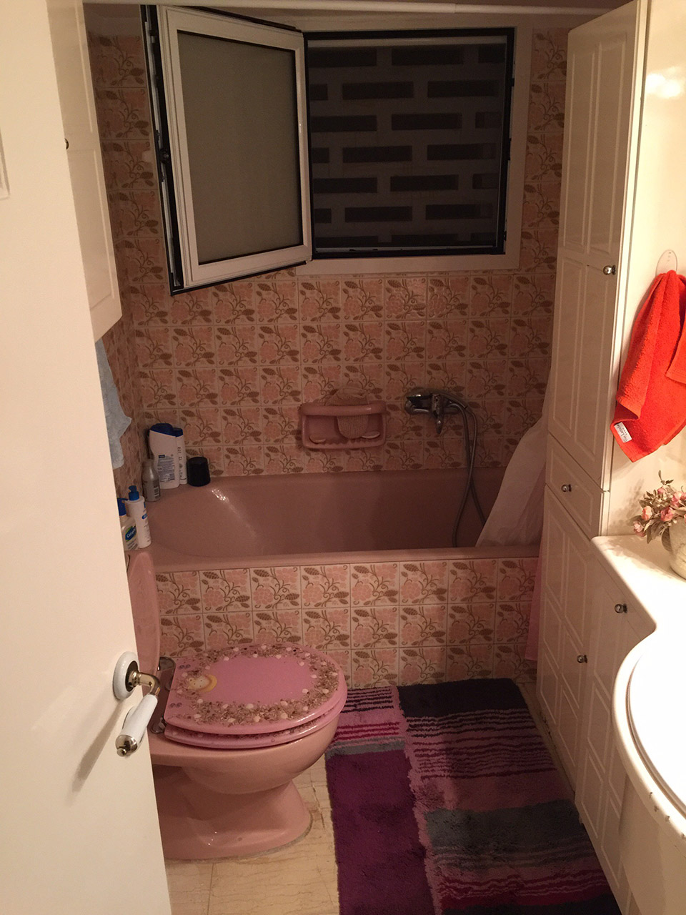 Ανακαίνιση μπάνιου σε οικία στο Μαρούσι πριν και μετά