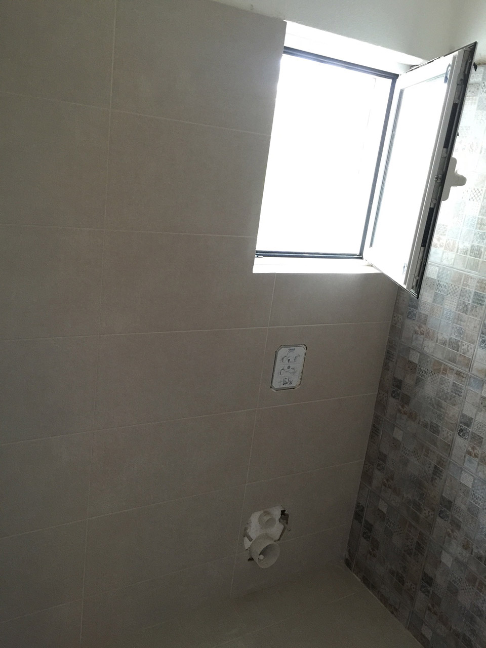 Ανακαίνιση μπάνιου στα Βριλήσια