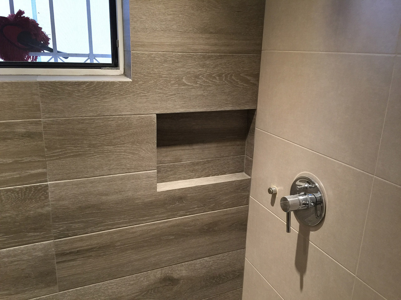 Ανακαίνιση μπάνιου σε οικία στα Βριλήσια πριν και μετά