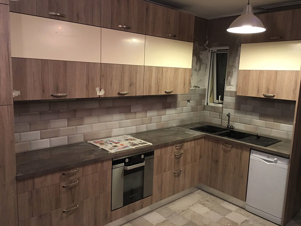 Ανακαίνιση κουζίνας σε οικία στον Πειραιά